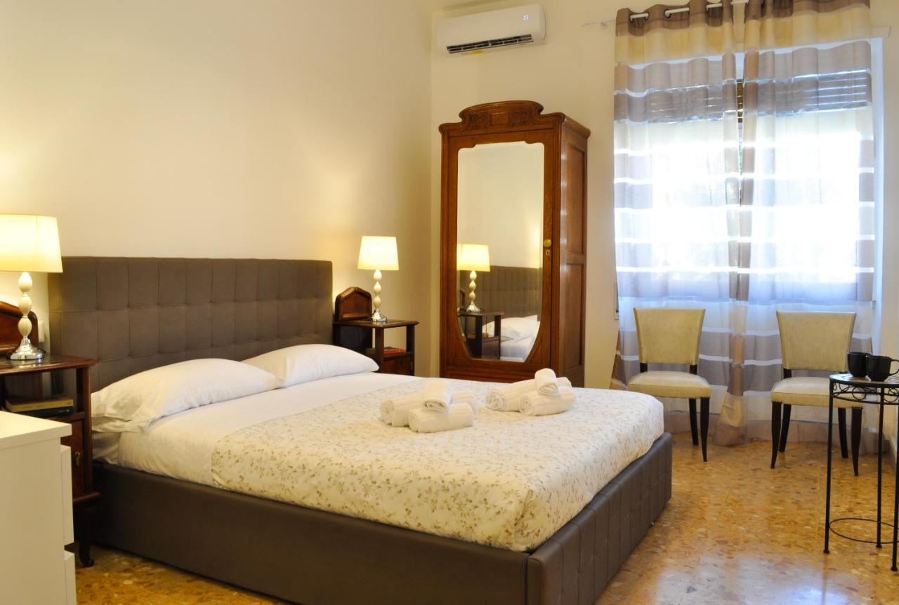 Trastevere Boulevard Rome Exterior photo